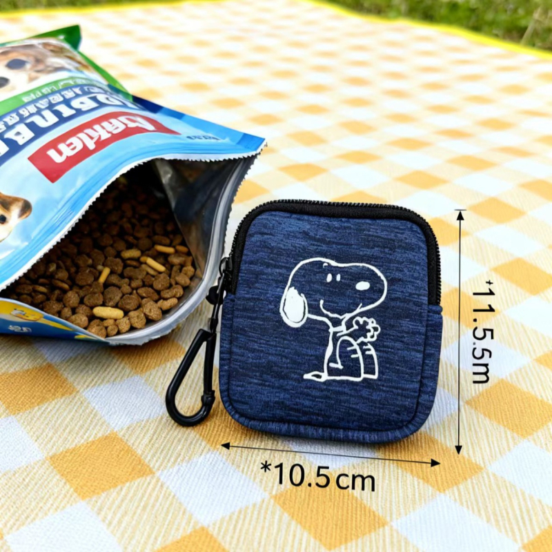 Kutyatréning deréktáska nassolnivaló tartóval, kültéri használatra, poliészter anyagból, YUXIAO márka, állatmintás, közepesen puha textúra.