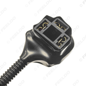 Adapter za automobilsku svjetla H4 – linija konverzije s 90° zavojem i kožnom manžetom, univerzalno, plastično-metalna konstrukcija, kompatibilno s LED/HID lampama