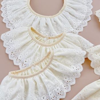 Csecsemő nyálkendő csipkével, koreai stílus, 360°-os forma, pamut