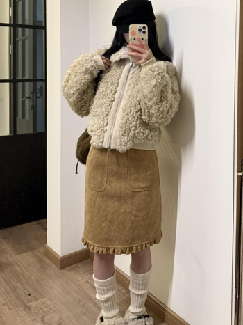 Suknja (vuna pleteni materijal; srednja duljina; retro književni stil; mikroelastičnost; složena izrada)