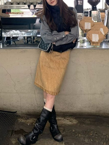 Plisirana midi suknja, poliester s elastanom, mikroelastična, elegantan uredski stil