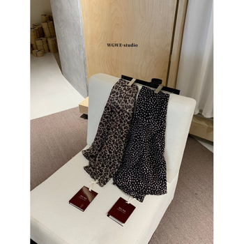Suknja sirena s leopardim printsom, gradski elegantan stil, poliester smjesa, mikroelastičnost, jesen 2025