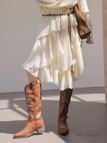 Midi suknja s nepravilnim čipkastim ukrasom i volanima, pamuk-poliester smjesa, jesen 2025