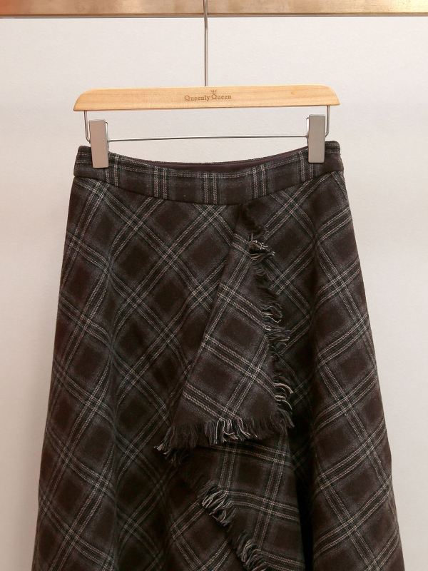 Dugačka karirana A-linijska suknja, poliester 95%+, mikroelastična, elegantan uredski stil