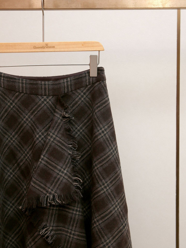 Dugačka karirana A-linijska suknja, poliester 95%+, mikroelastična, elegantan uredski stil