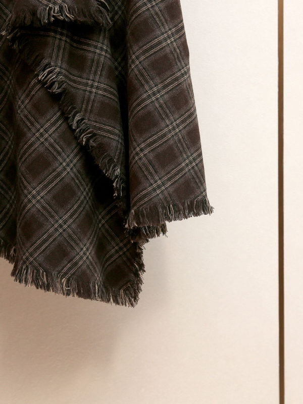 Dugačka karirana A-linijska suknja, poliester 95%+, mikroelastična, elegantan uredski stil