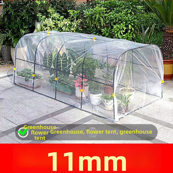 Grijani izolirani staklenik za kućnu upotrebu — plastična konstrukcija, kostur od plastično prekrivenih čeličnih cijevi, grijanje za biljke