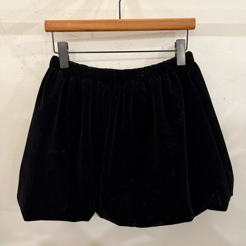 Velur Bud suknja za žene, mikroelastična, minimalistički stil, bez glačanja, Zima 2025