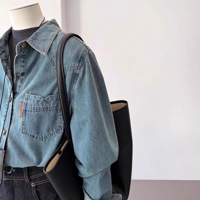 Pólónyakú ing, hosszú ujjú, lazán szabott, hamis kétrészes dizájn