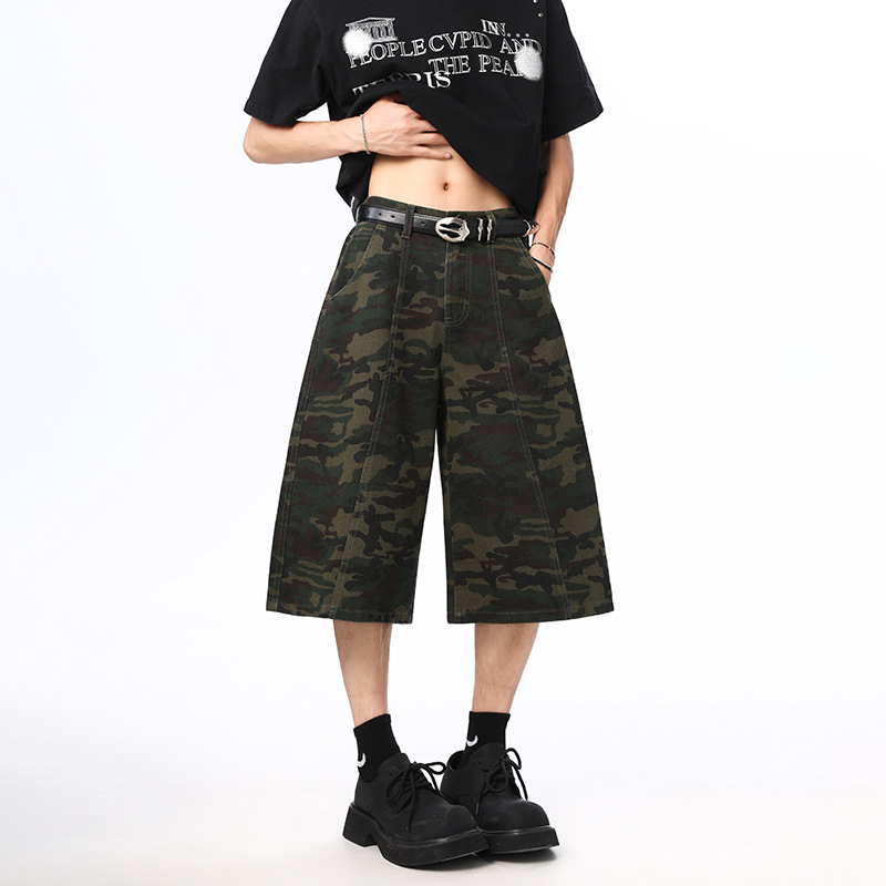 Traperice u američkom retro uličnom stilu s camo uzorkom drvosječe, unisex, cropped ravne hlače, srednji pojas, zatvarač