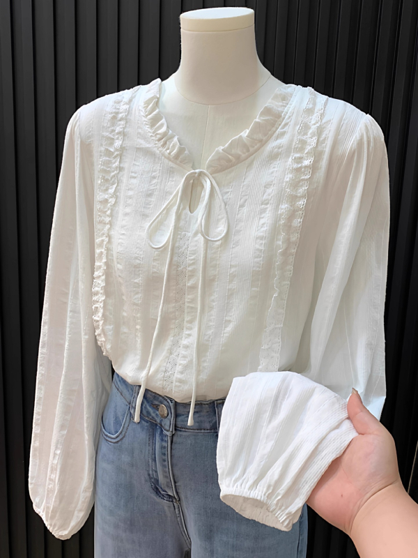 Полиестерна риза с V-образна яка, едноцветна, елегантен делови стил, тесен силует