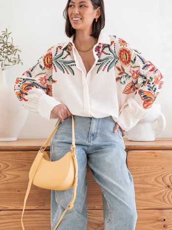 Košulja s dugim rukavima, široka silueta, poliester, cvjetni otisak, srednja duljina