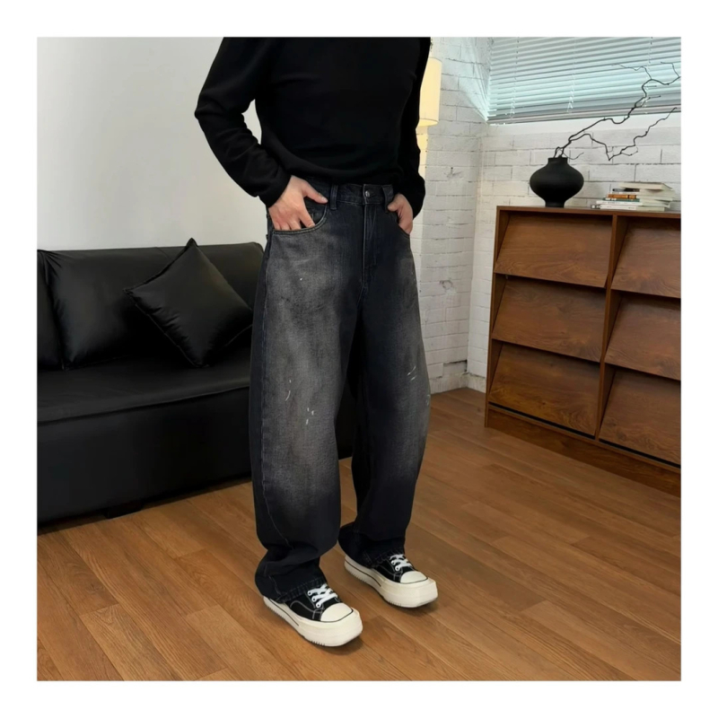 Traperice s flis podstavom, srednji pojas, ravne nogavice, zatvarač, mikroelastičnost