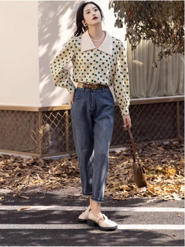 Košulja s polo ovratnikom, dugi lampasti rukavi, uzorak valovite točkice, detalji kolage, tkanina poliester-spandeks (≥95% poliester)