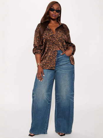 Ženska bluza s leopard printom od poliestera, slobodan kroj, dugi rukavi, jesen 2025