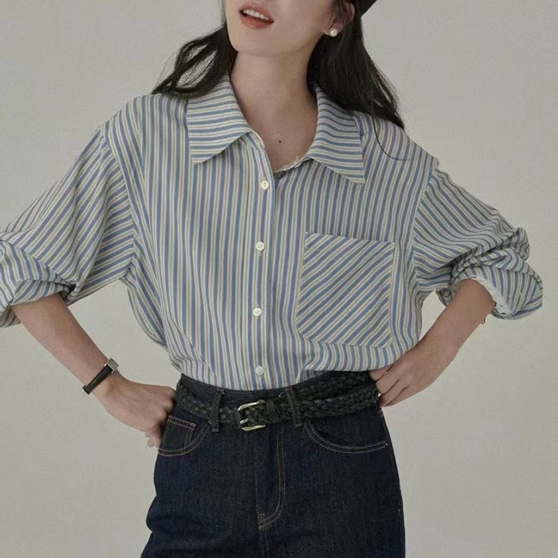 Prugasta košulja s dugim rukavima, ležernog kroja, s reverom ovratnikom