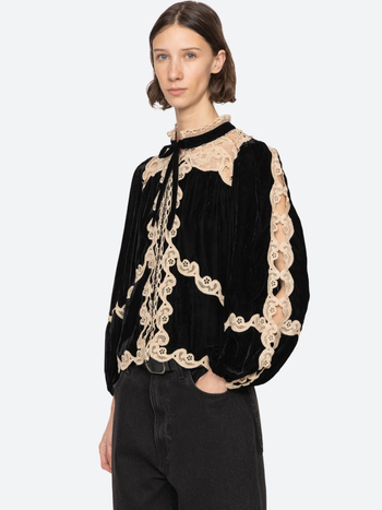 Košulja s geometrijskim uzorkom, čipkasti ovratnik, vez, dugi rukavi, labav kroj