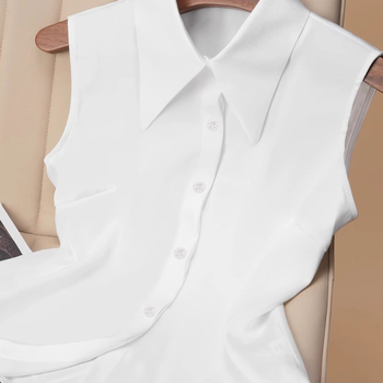Ženska bez rukava košulja s velikim oštrim ovratnikom i lažnim ovratnikom za slojevito nošenje, elegantan uredski top