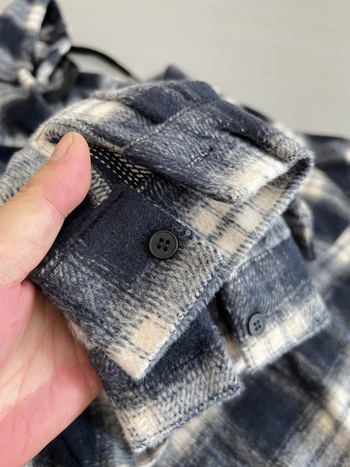 Ženska kapućasta košulja-jakna s poliesterom, slobodan kroj kardigan stila, prugasti/kockasti uzorak, dugi rukavi, srednja duljina