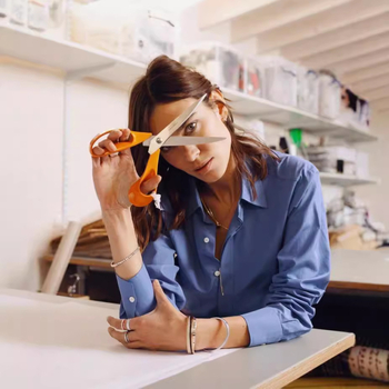 Ženska pamučna košulja, slobodan kroj, dugi rukavi, ovratnik s reverom, prednje dugme, 95% pamuka