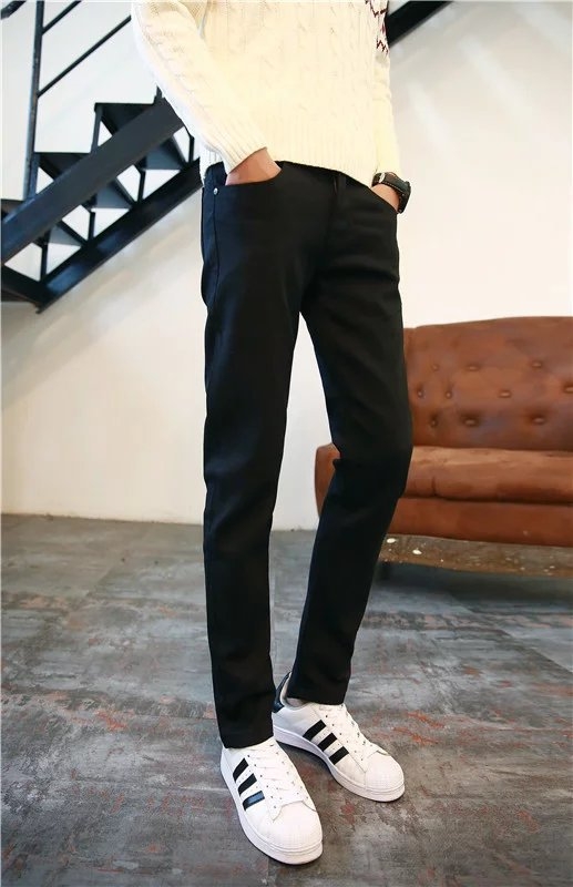 Traperice - korejski stil, uski kroj, srednji pojas, denim s 95% poliester