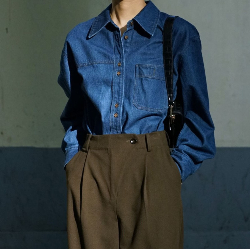 Cămașă din bumbac cu patchwork, colaj, mâneci lungi, guler lapel, croi lejer, nasturi pe un rând