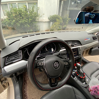 Kožni mat za središnju kontrolnu ploču automobila, univerzalno za sve sezone, Foot Jie Long, s tiskanim logom.