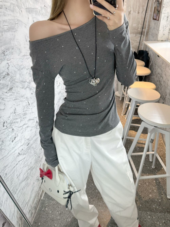 Ženska majica - slim fit, dugi rukavi, ovratnik s jednim redom, rukavi princeze - Proljeće 2023