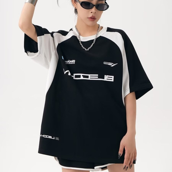 Ženska majica od poliestera, ležernog kroja, geometrijski uzorak, kratke rukave, okrugli ovratnik