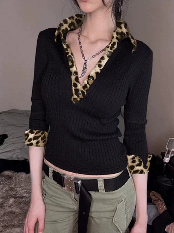 Majica s dugim rukavima s leopard printom, V izrez, paneli koláže, uski kroj