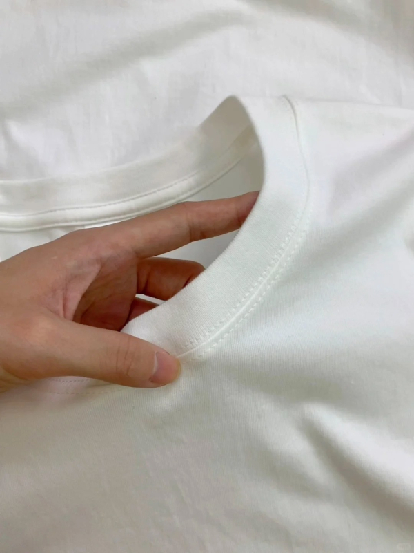 Ženski pamučni T-shirt s tiskom slova, udoban slobodan kroj, kratki rukavi, okrugli izrez, 95% pamuk, proljeće 2025