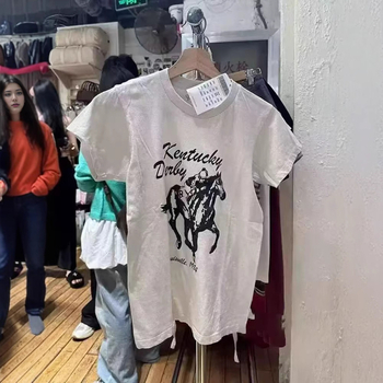 Pamut rövid ujjú póló kerek nyakú, 70–80% pamut, nyár 2025