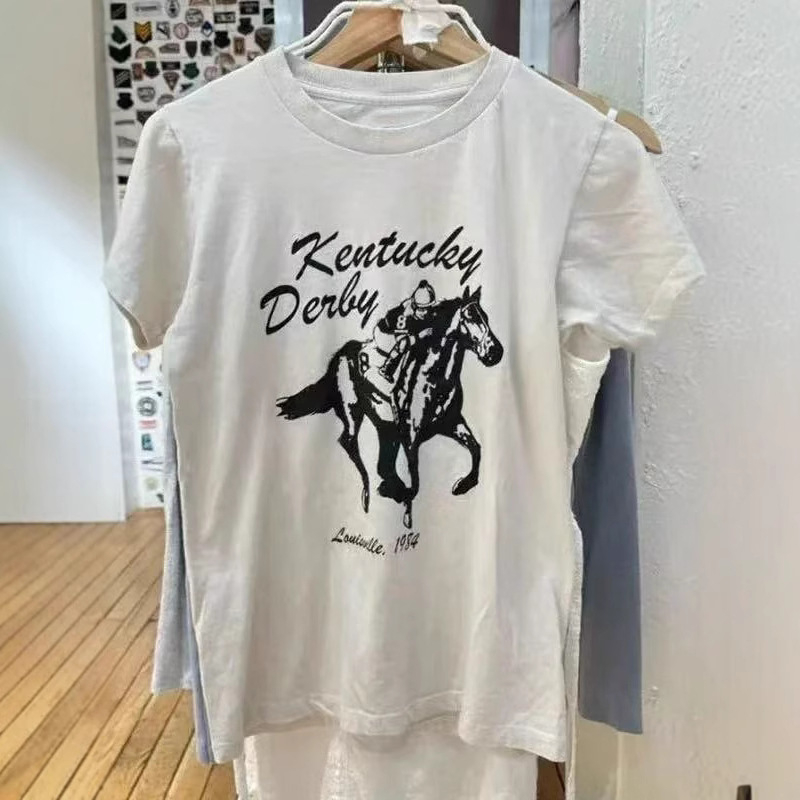 Pamut rövid ujjú póló kerek nyakú, 70–80% pamut, nyár 2025