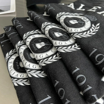 Póló, 100% pamut, rövid ujjú, kerek nyakú, szöveges mintázat