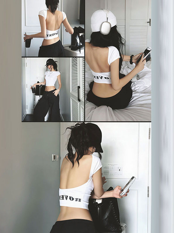 Női póló szöveges nyomással, pamut-elasztán keverék, kerek nyakú, rövid ujjú, szűk fazon