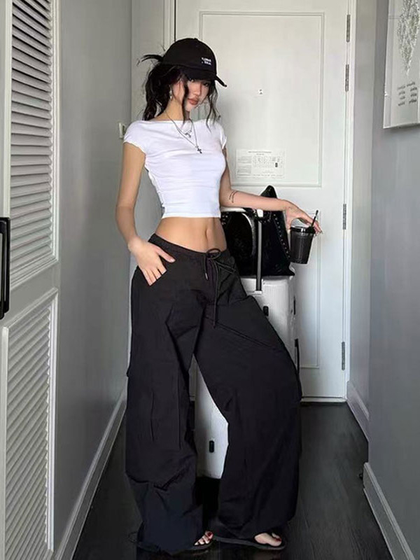 Női póló szöveges nyomással, pamut-elasztán keverék, kerek nyakú, rövid ujjú, szűk fazon