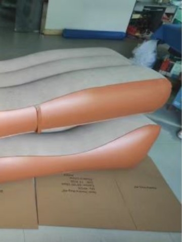 Naduvani kauč- ležaljka s pliš površinom, jednim klikom automatsko napuhavanje, za unutarnju i vanjsku upotrebu, PVC, dimenzije 180×75×48 cm