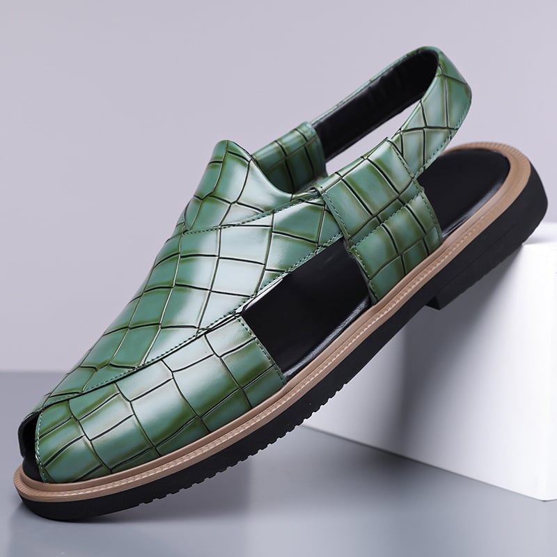 Férfi szandálok, felső rész szintetikus mikroszálból, gumitalp, fűzővel záródó, üzleti stílus vastag talppal.