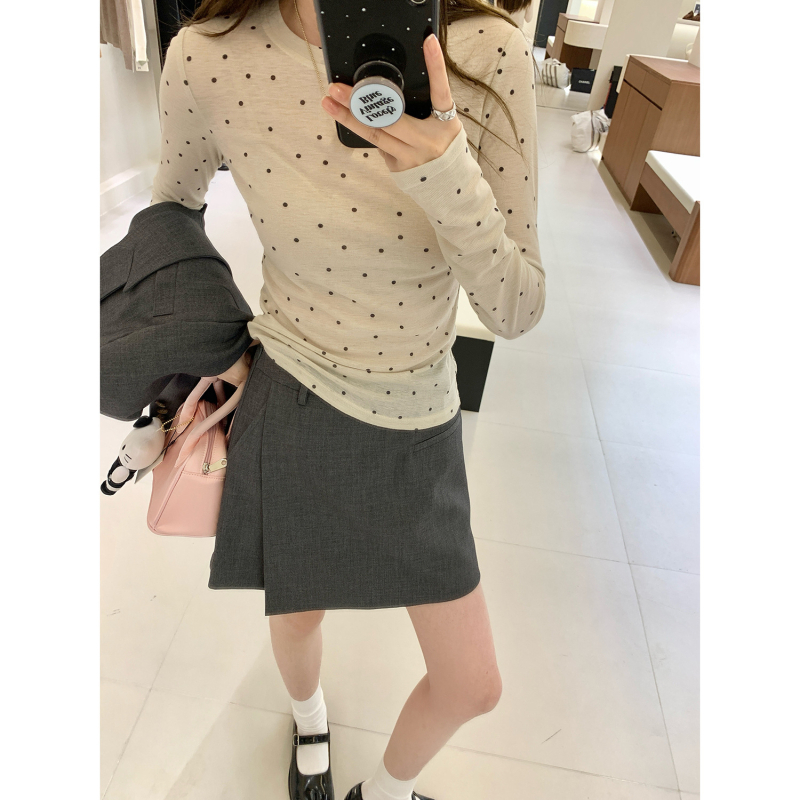 Majica s točkicama, okrugli izrez, dugi rukavi, uski kroj, japansko-korejski stil