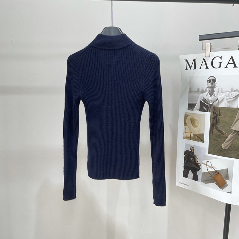 Ženski slim-fit pleteni kardigan sa stojećim ovratnikom, kožnim zatvaračem i ušivenim logotipom s slovima – retro mješavina vune i kašmira