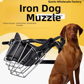 Kovová maska na psa s funkciou proti uhryznutiu a štekaniu; univerzálna veľkosť pre psy; umožňuje pitie vody.