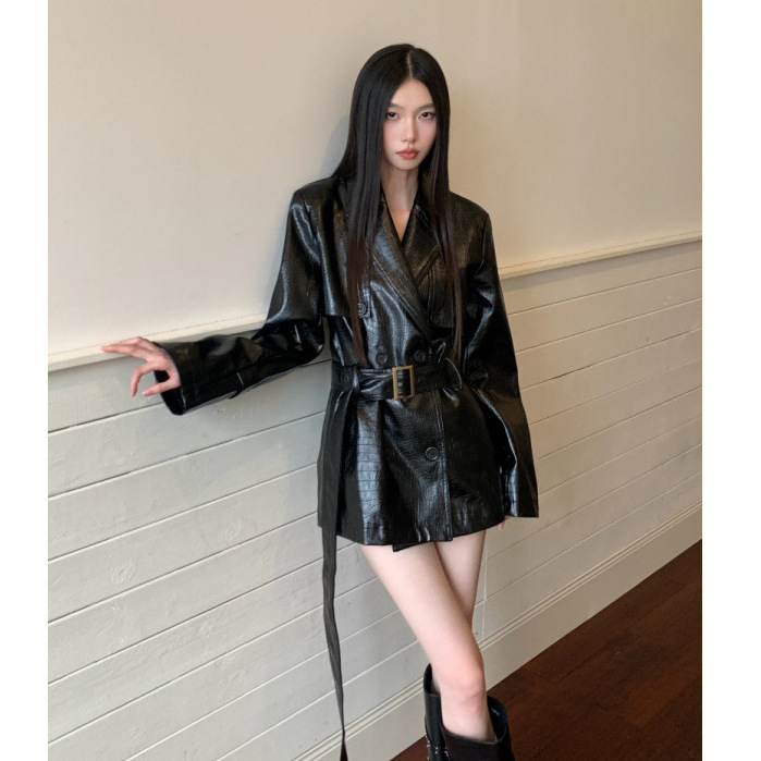 Geacă din piele PU, lungime medie, guler de sacou, croială lejeră, mâneci lungi, pentru femei