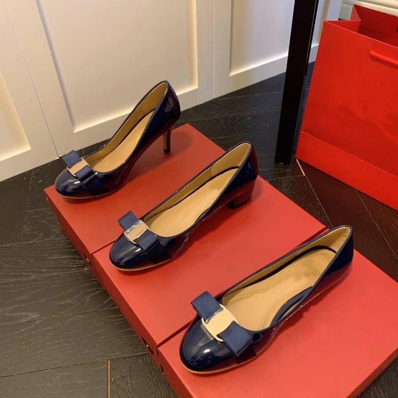 Masnis balerina cipő, kerek orr, felső rész tehénbőr, 3-5 cm sarok