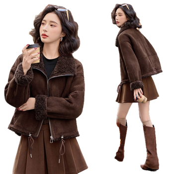 Jachetă de piele pentru femei cu insertie de blană sintetică și velur, fermoar frontal, croială în A, Iarnă 2025