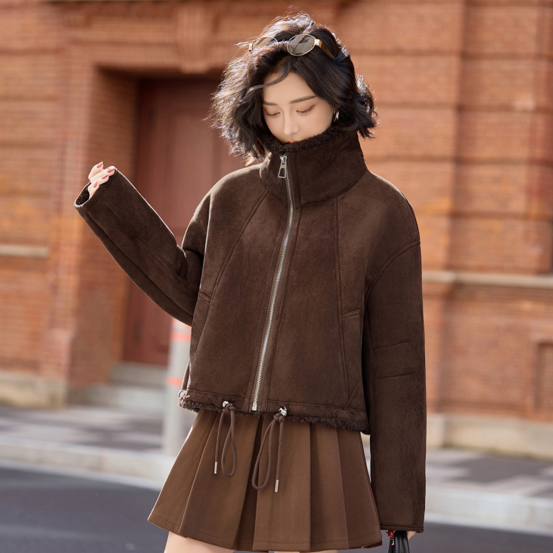 Jachetă de piele pentru femei cu insertie de blană sintetică și velur, fermoar frontal, croială în A, Iarnă 2025