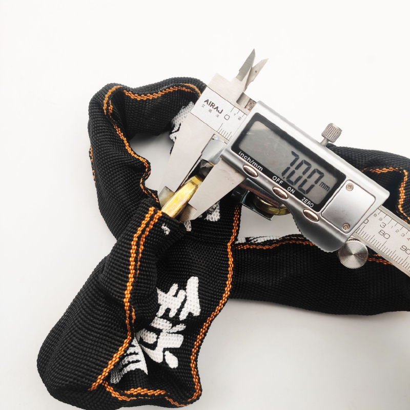 Lančana zaključavka s platnenom navlakom, model 810, od legirane čelika, Hengshen, za motocikle i električna vozila, 845 g