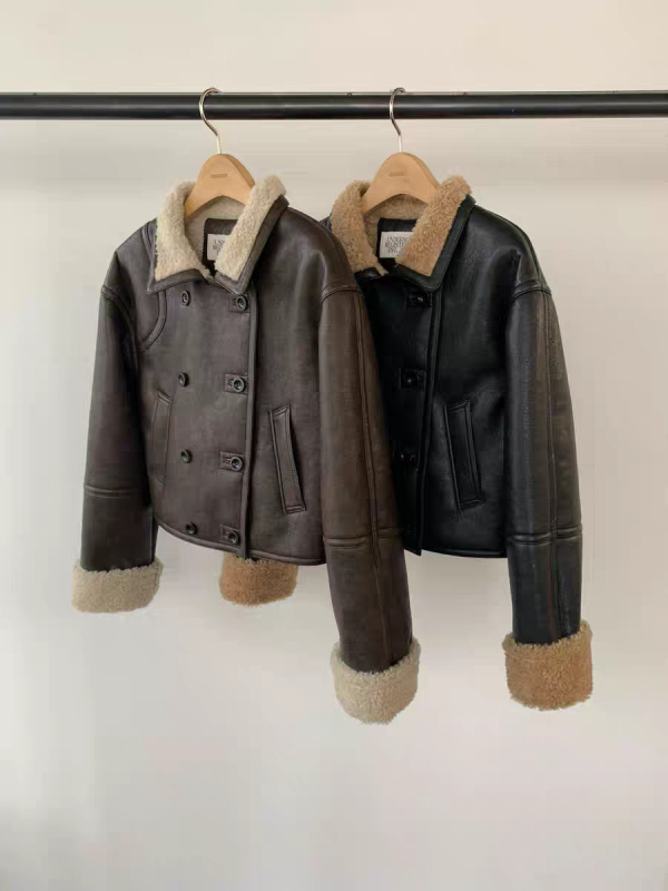 Palton din PU cu rever, închidere dublă, croială lejeră, mâneci lungi, stil coreean/japonez, iarnă 2025