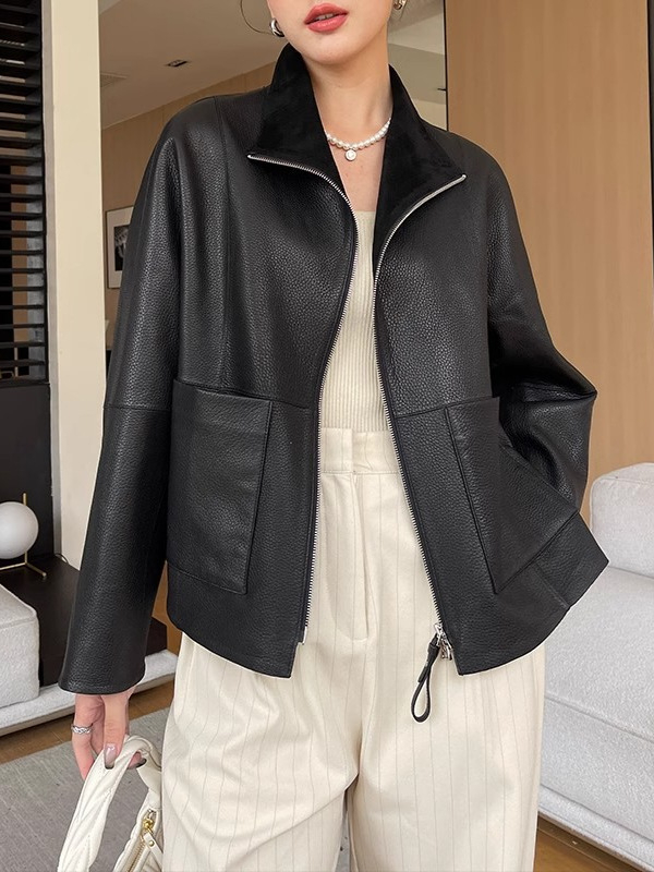 Jachetă din piele de miel naturală cu textură granulată, guler pătrat, mâneci lungi, fermoar, toamnă 2025
