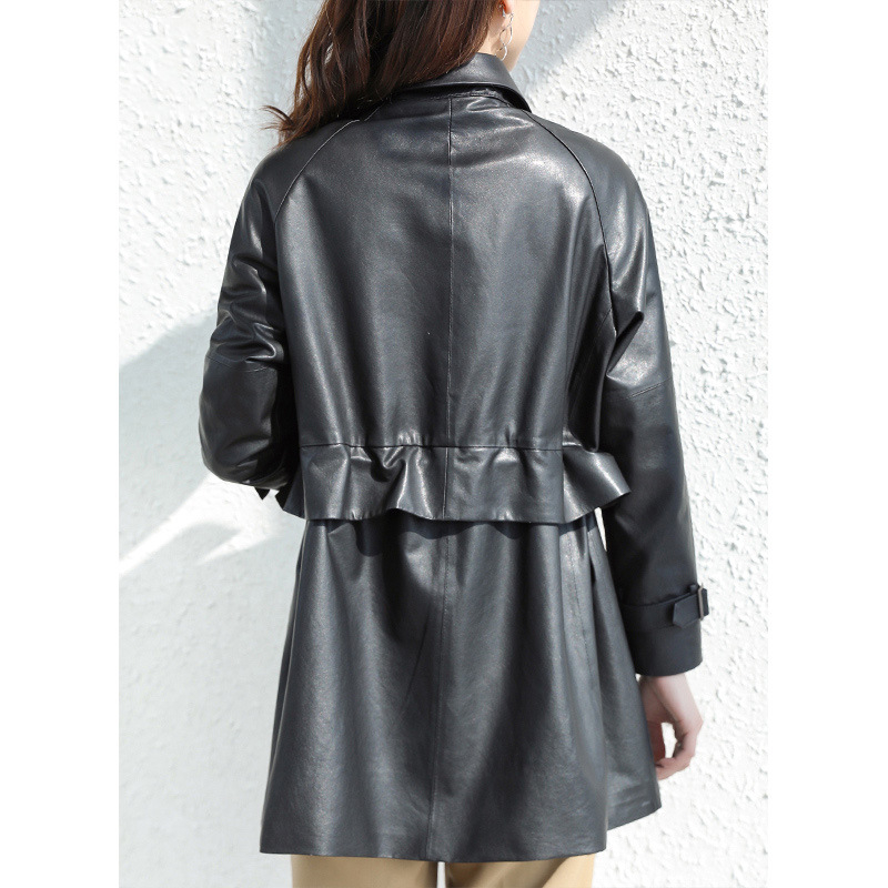 Ženska kožna jakna od prave kože, srednje duljine, ovratnik s klopom, stil temperamentan gradski, kroj ravno tubus