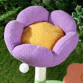 Dreams come true Fából készült macskás mászófa meleg odúval, ugró platformával és integrált karmoló oszloppal